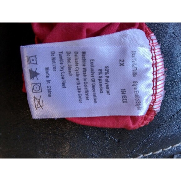 Dreamcrest Sleevesless Bright Red with Lace Seersucker 2X Gown.Silky Soft. - Picture 4 of 7